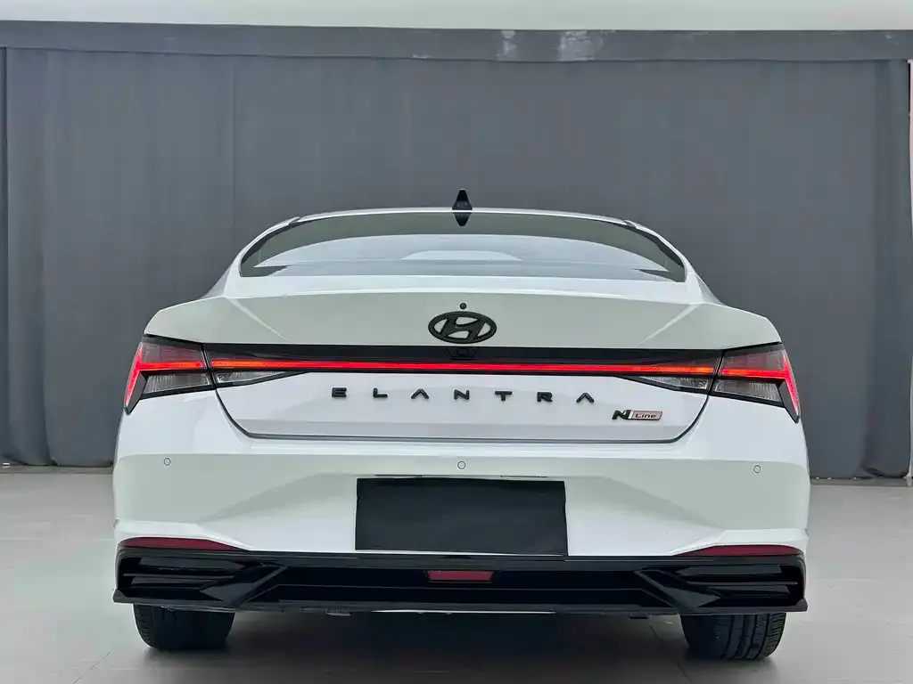 Hyundai Elantra 2022 из CN, фото 5
