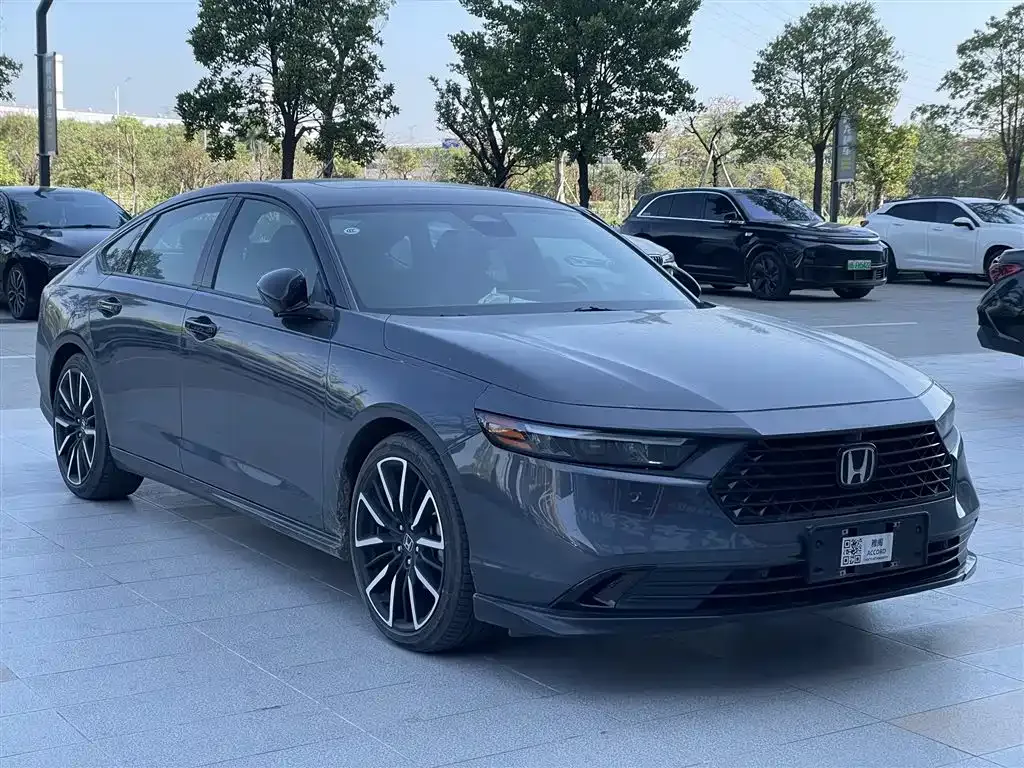 Honda Accord — фото 4