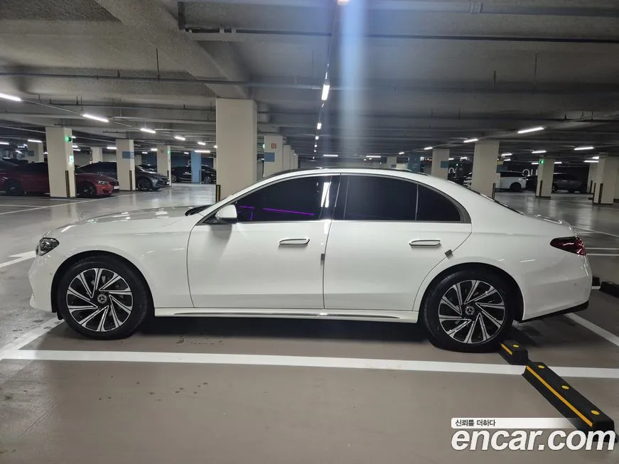 Mercedes-Benz E-Class 2024 из KR, фото 5
