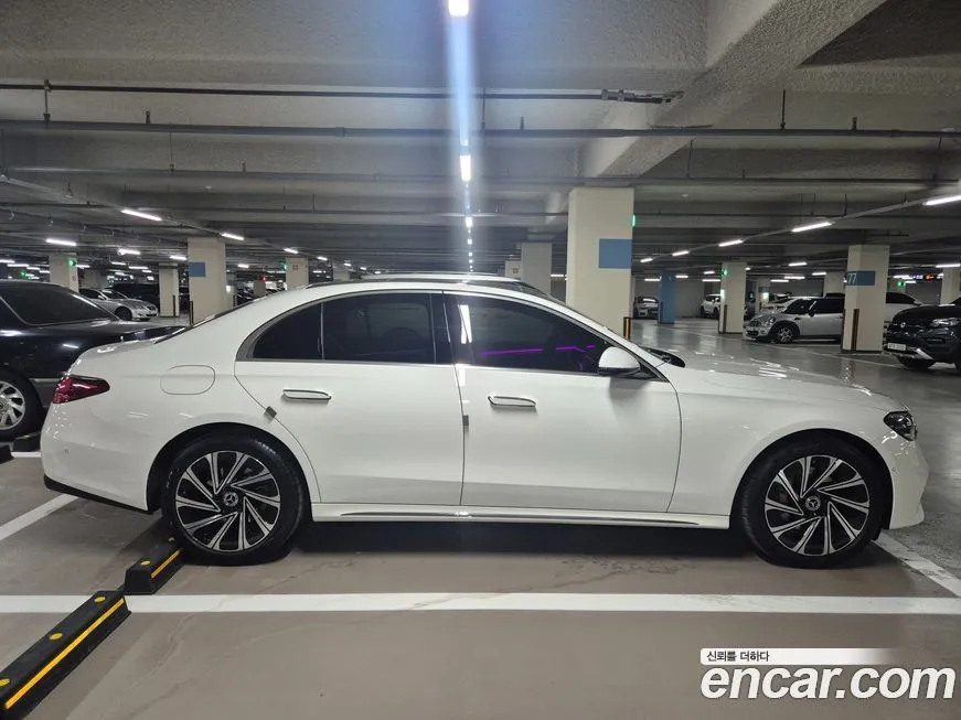 Mercedes-Benz E-Class 2024 из KR, фото 8