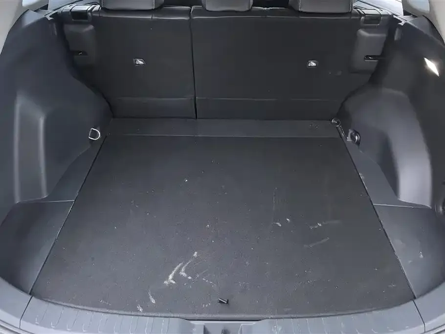 Toyota RAV4 — фото 4