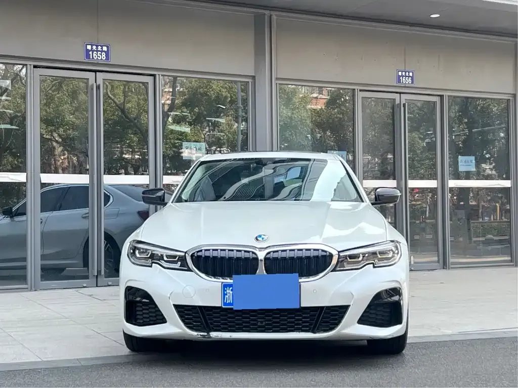 BMW 3 Series 2021 из CN, фото 6