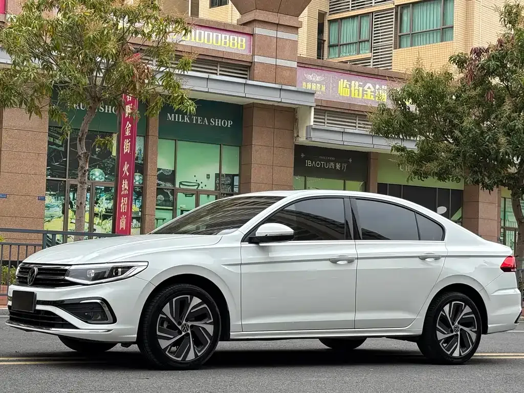 Volkswagen Bora 2024 из CN, фото 1