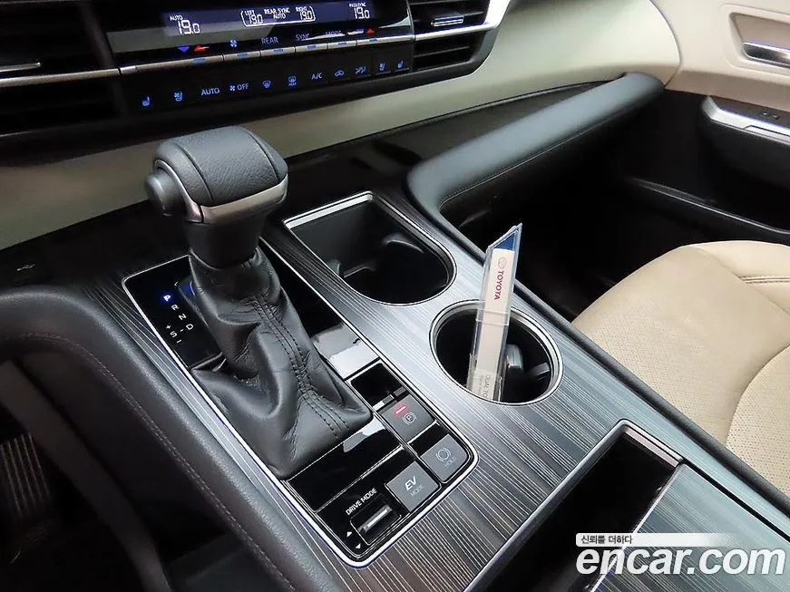 Toyota Sienna 2021 из KR, фото 9