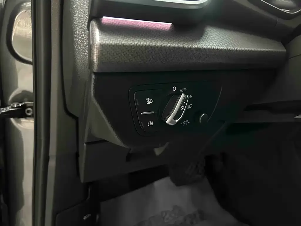 Audi Q5L 2022 из CN, фото 3