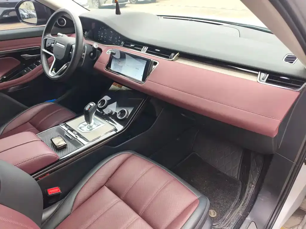 Land Rover Evoque 2023 из CN, фото 4