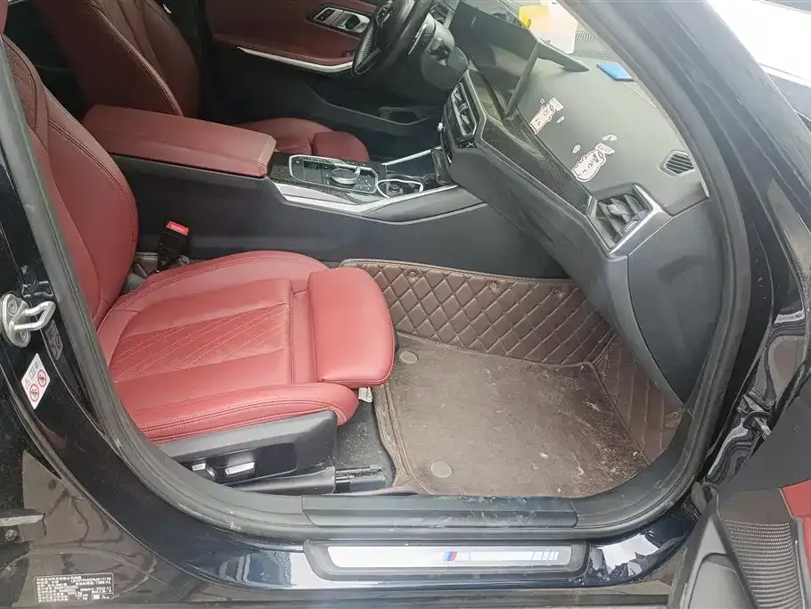 BMW 3 Series 2022 из CN, фото 4