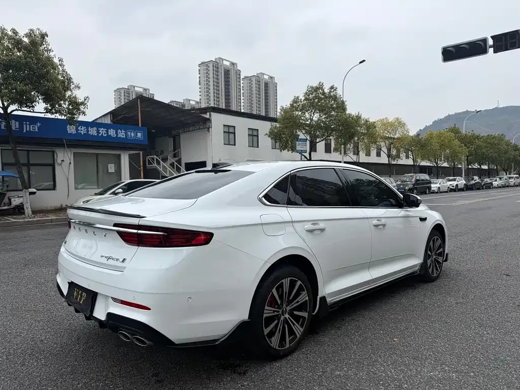 Geely Xingrui — фото 10