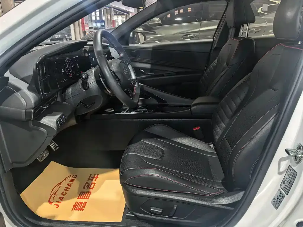 Hyundai Elantra 2021 из CN, фото 8
