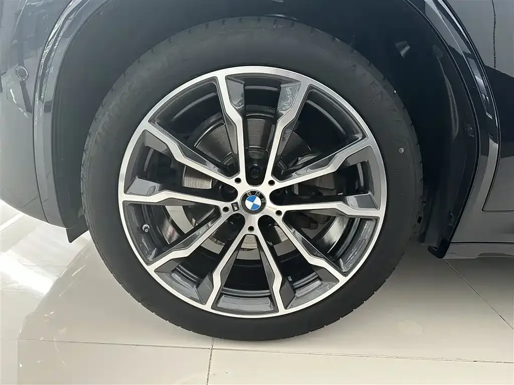 BMW X3 — фото 7