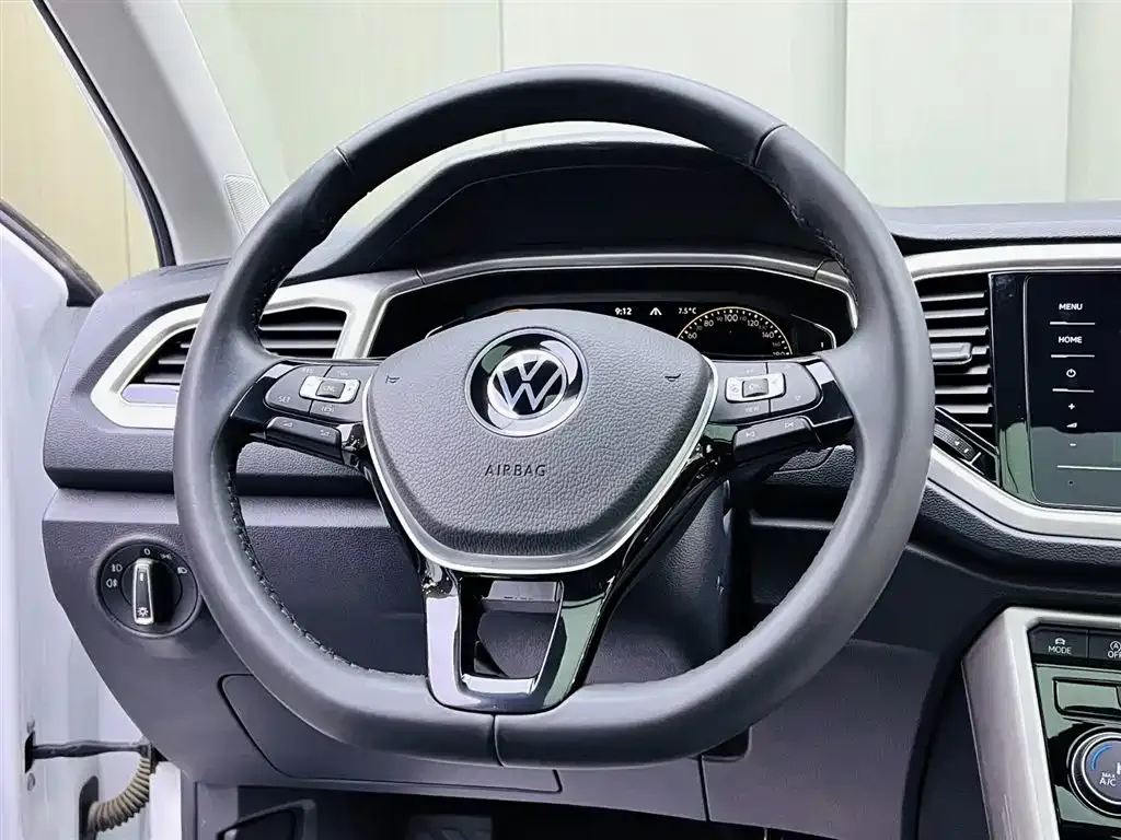 Volkswagen T-Roc 2022 из CN, фото 8