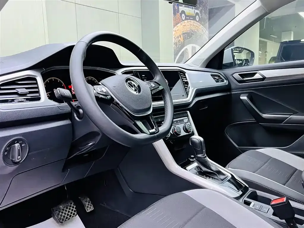 Volkswagen T-Roc 2022 из CN, фото 10