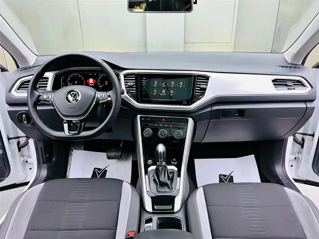 Volkswagen T-Roc 2022 из CN, фото 6