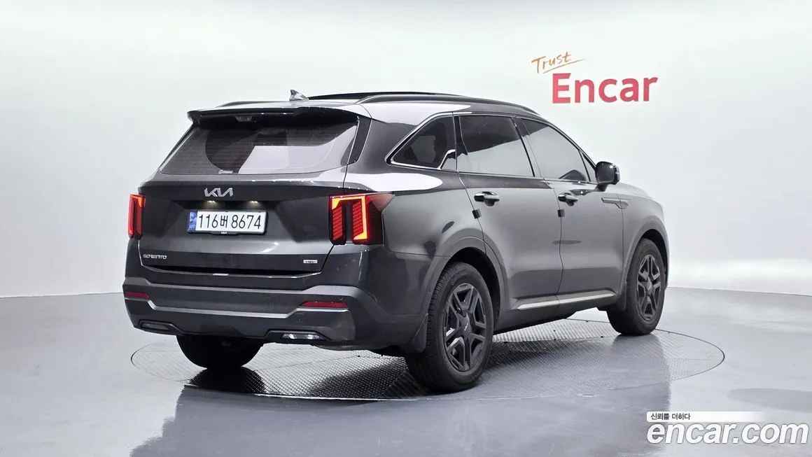 Kia Sorento — фото 8