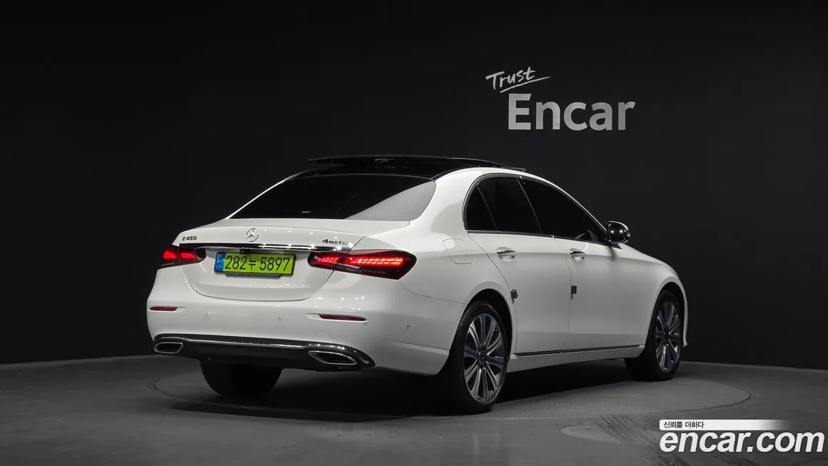 Mercedes-Benz E-Class 2021 из KR, фото 2