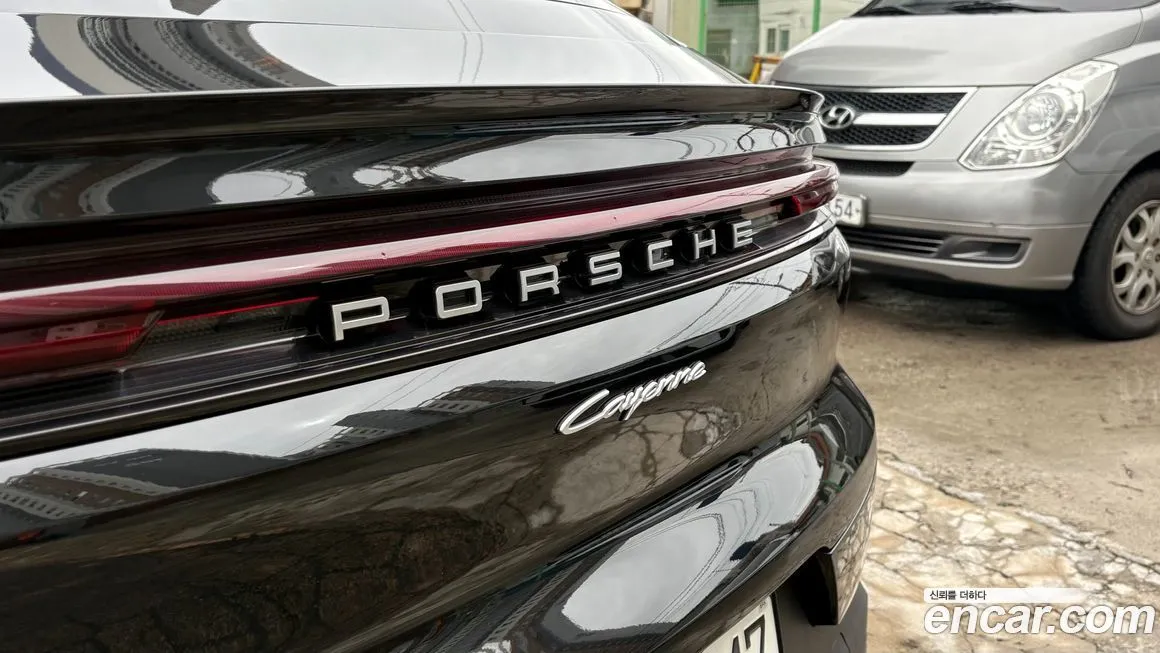 Porsche Cayenne — фото 10