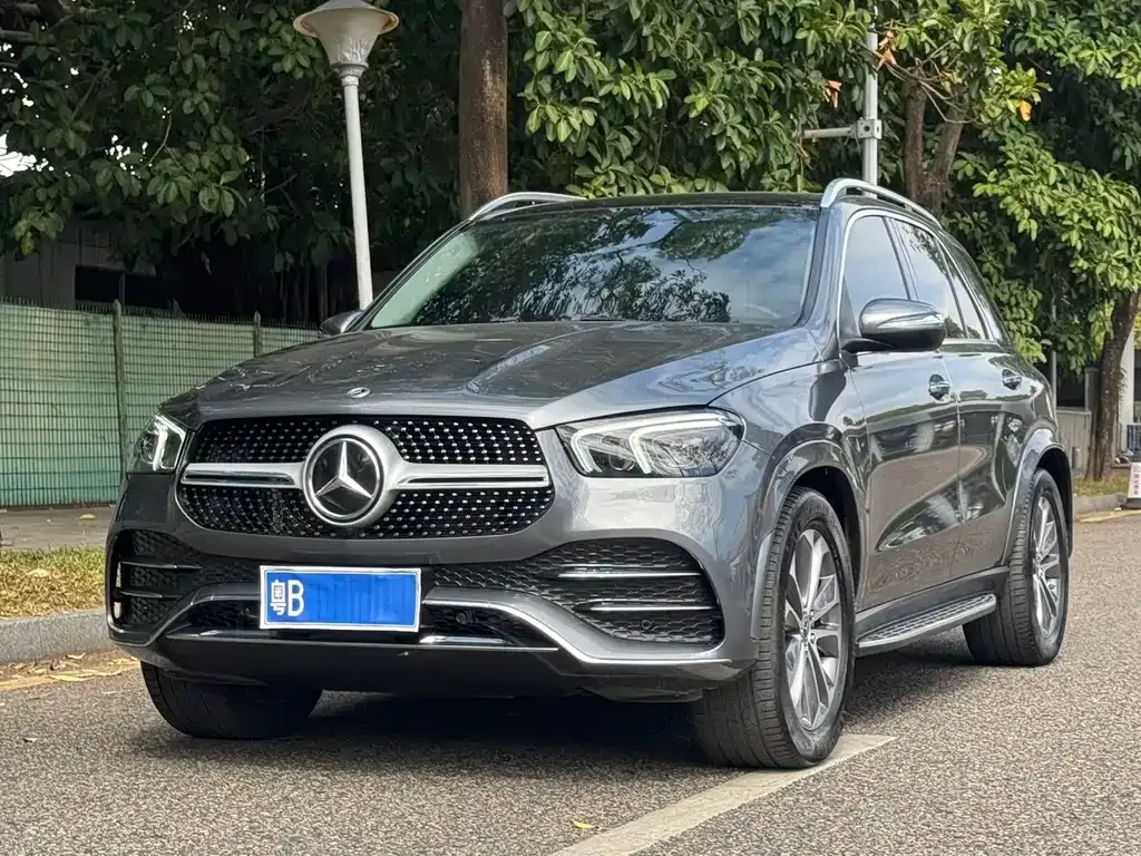 Mercedes-Benz GLE — фото 1