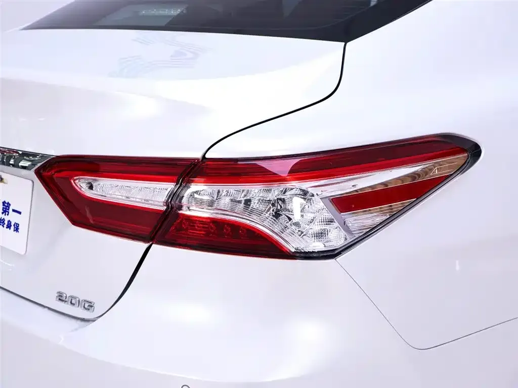 Toyota Camry 2023 из CN, фото 3