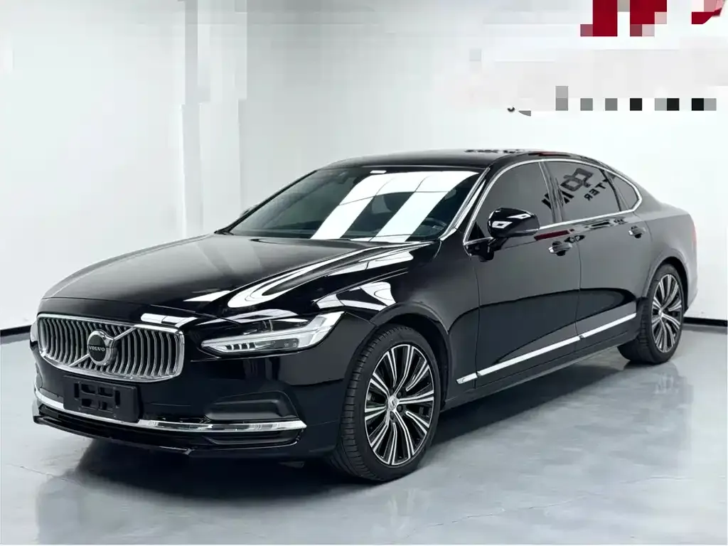 Volvo S90 — фото 1