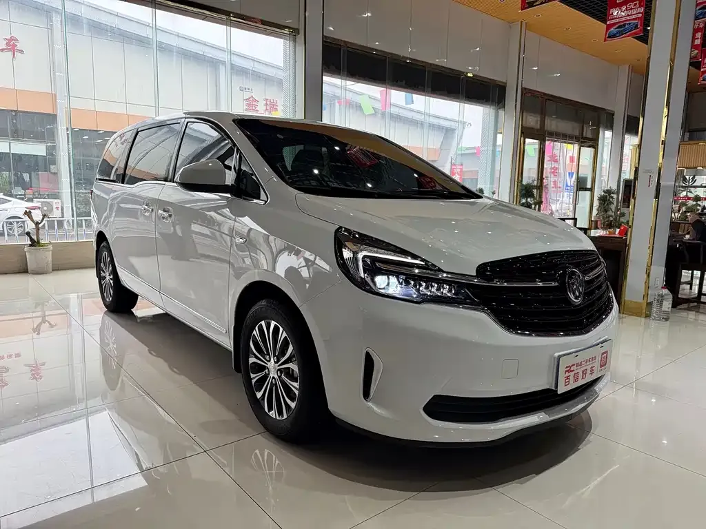 Buick GL8 2022 из CN, фото 1