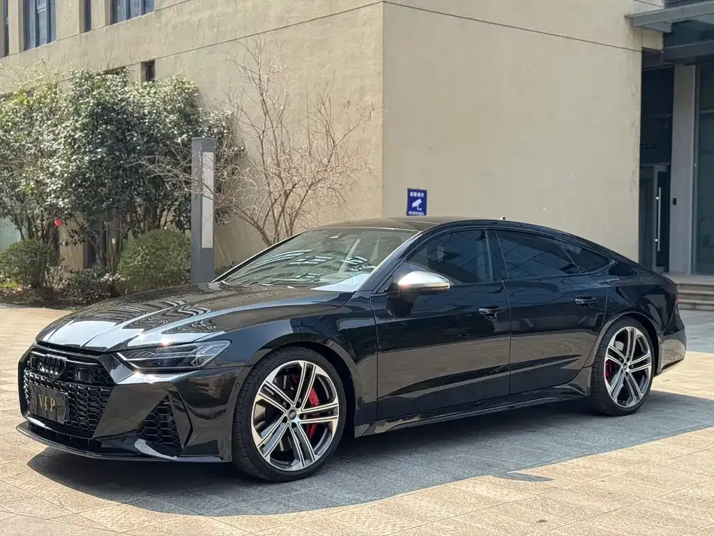 Audi S7