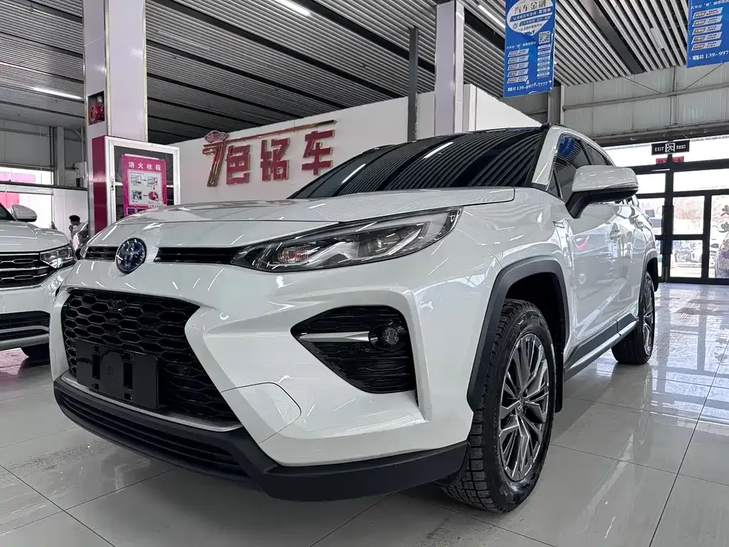 Toyota Wildlander 2023 из CN, фото 1