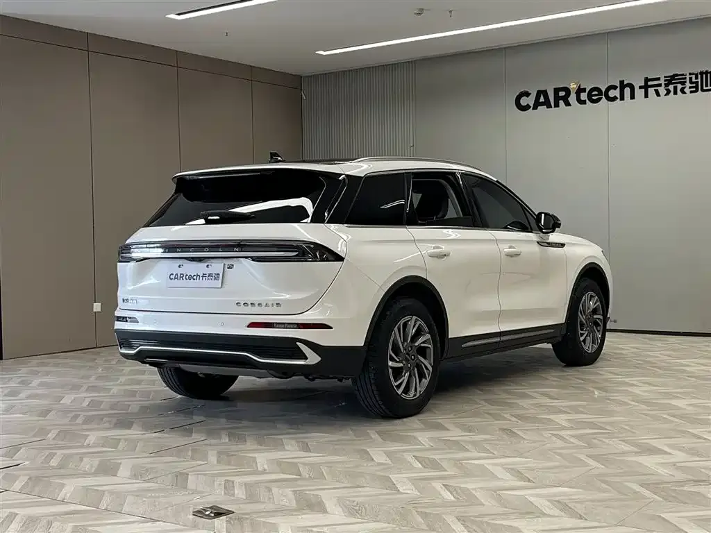 Lincoln Corsair 2023 из CN, фото 3