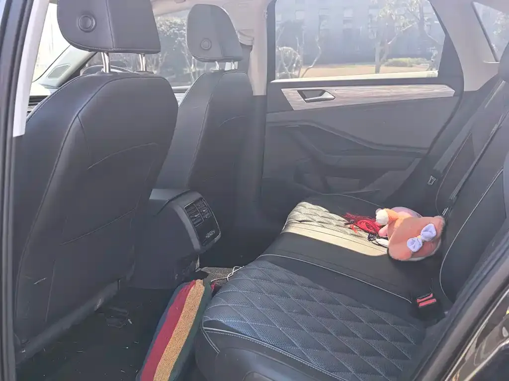 Volkswagen Sagitar 2023 из CN, фото 5