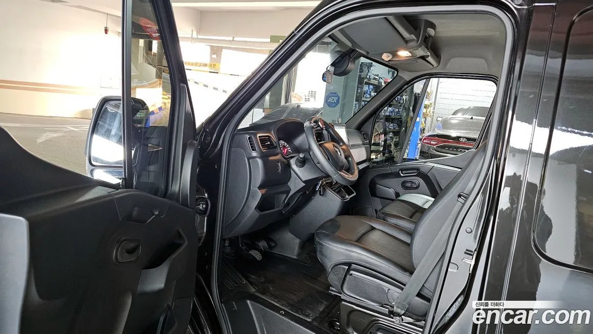 Renault Korea (Samsung) Master 2022 из KR, фото 10