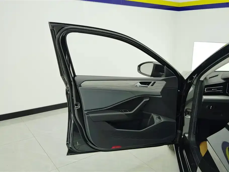 Volkswagen Sagitar 2025 из CN, фото 10