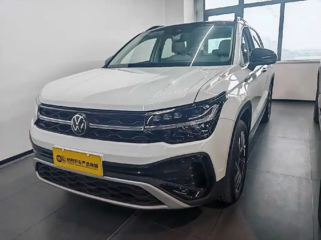 Volkswagen Tharu — фото 1