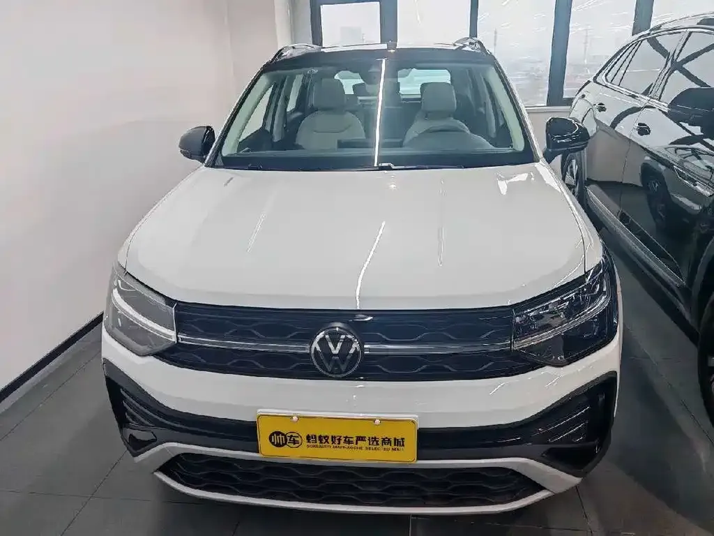Volkswagen Tharu — фото 2