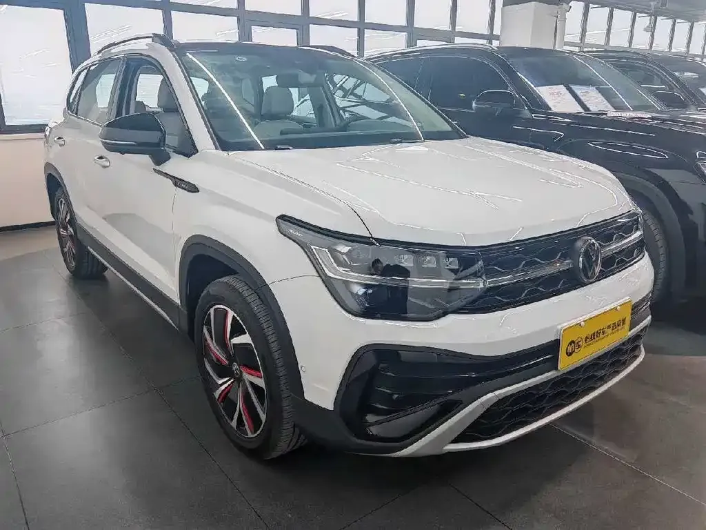 Volkswagen Tharu — фото 3