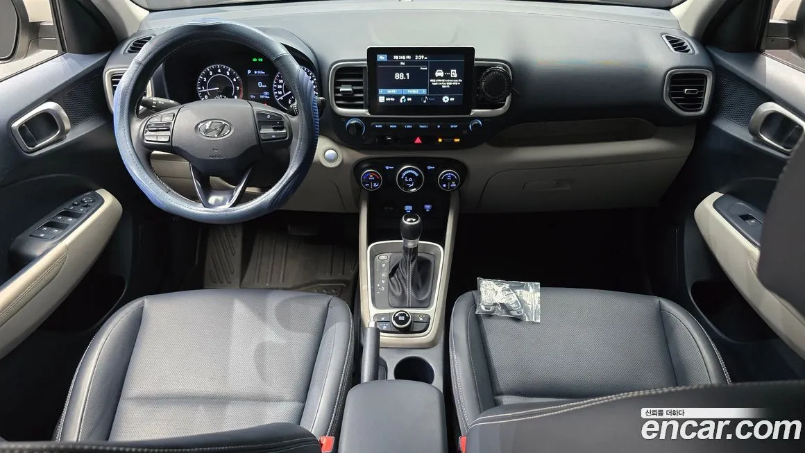 Hyundai Venue 2021 из KR, фото 4