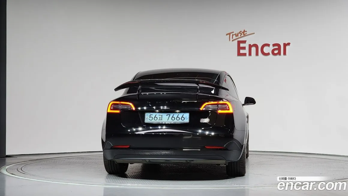 Tesla Model 3 2021 из KR, фото 2