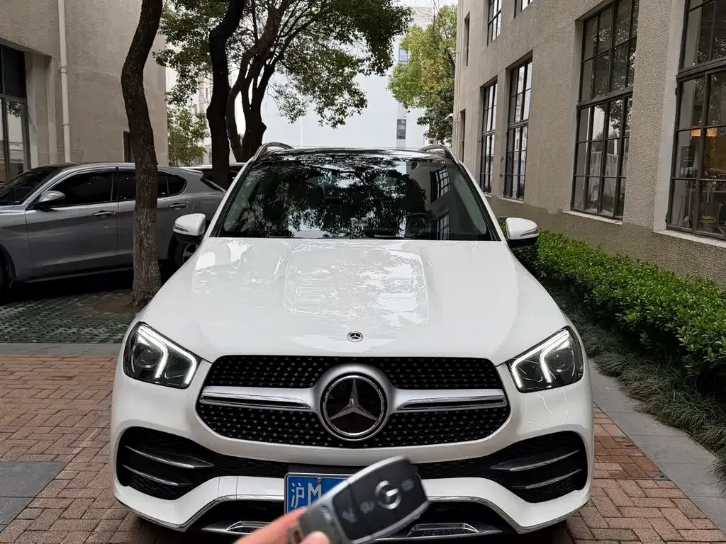 Mercedes-Benz GLE — фото 8