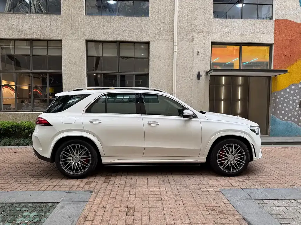 Mercedes-Benz GLE — фото 7