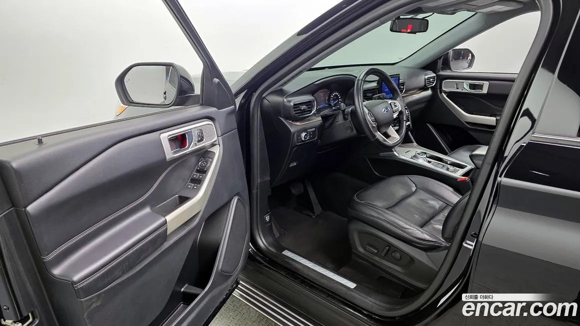 Ford Explorer 2021 из KR, фото 2