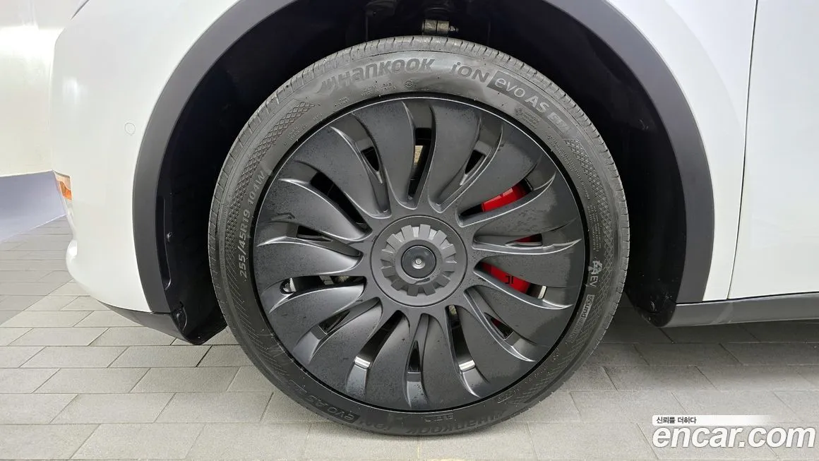 Tesla Model Y 2021 из KR, фото 9