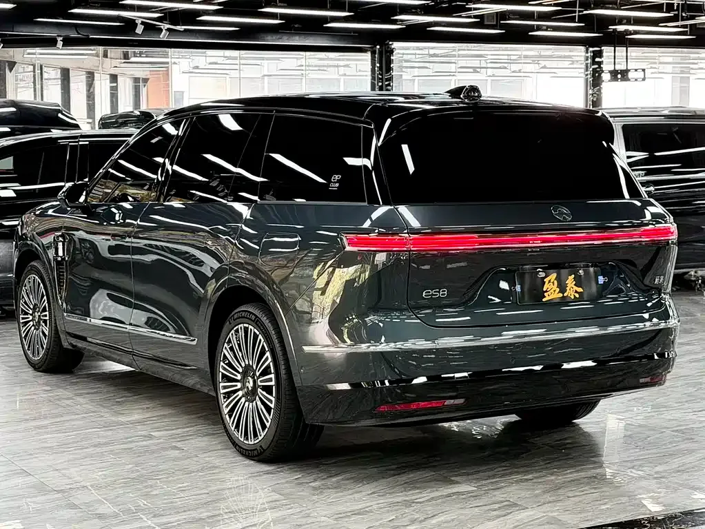 NIO ES8 — фото 6