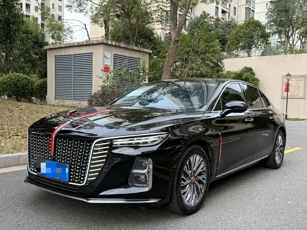 Hongqi H5 — фото 1