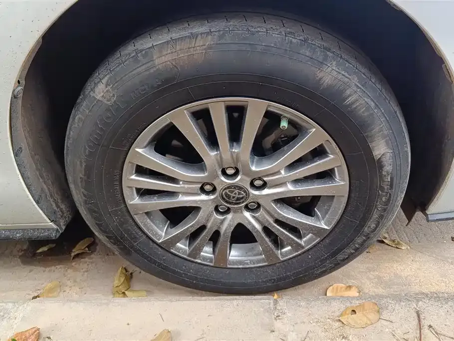 Toyota Sienna 2023 из CN, фото 7