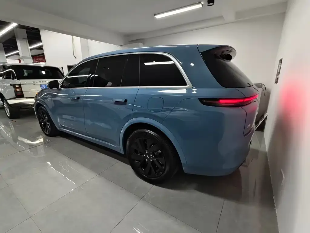 Li Auto L8 2023 из CN, фото 2