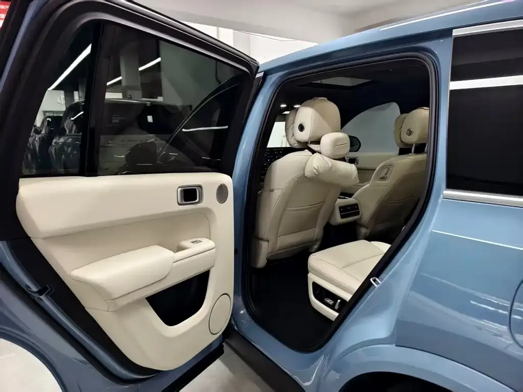 Li Auto L8 2023 из CN, фото 4
