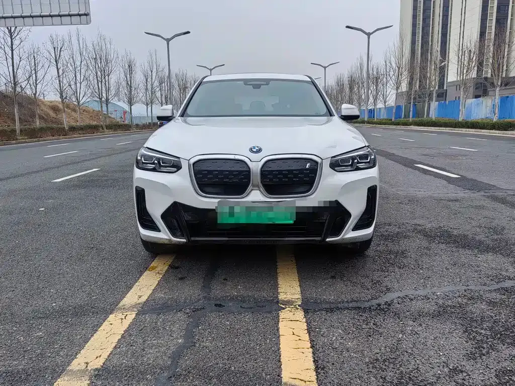 BMW iX3 2024 из CN, фото 5
