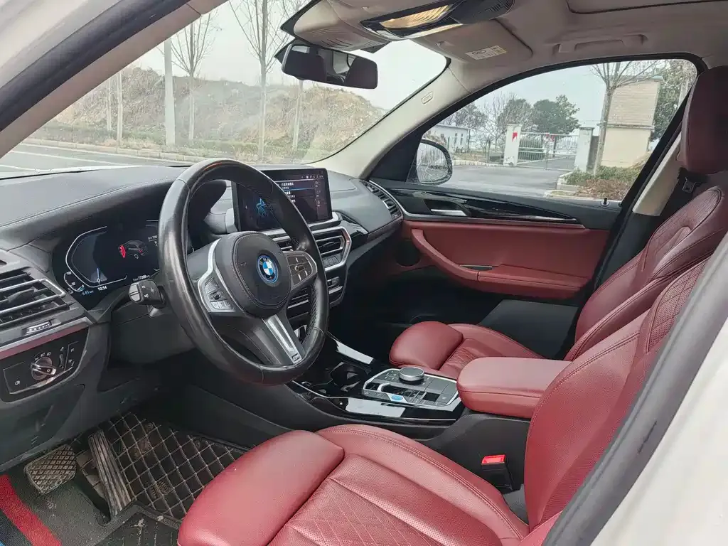 BMW iX3 2024 из CN, фото 4
