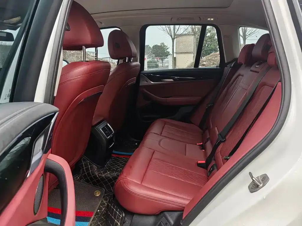 BMW iX3 2024 из CN, фото 2
