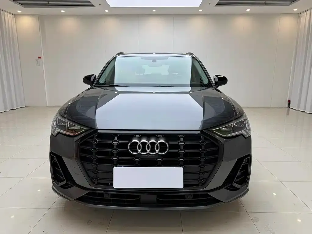 Audi Q3 2022 из CN, фото 2