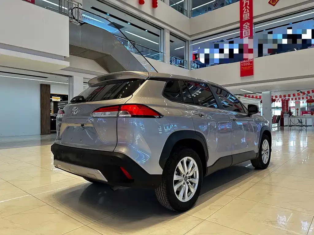 Toyota Corolla Cross 2023 из CN, фото 4