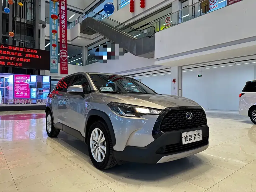 Toyota Corolla Cross 2023 из CN, фото 7